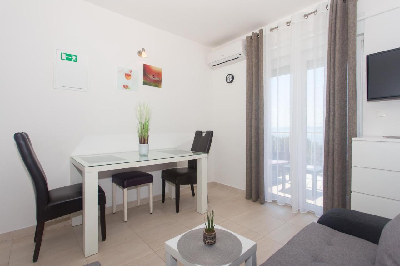 Apartments Bandic - 30 Meters To The Beach Trogir Exterior foto